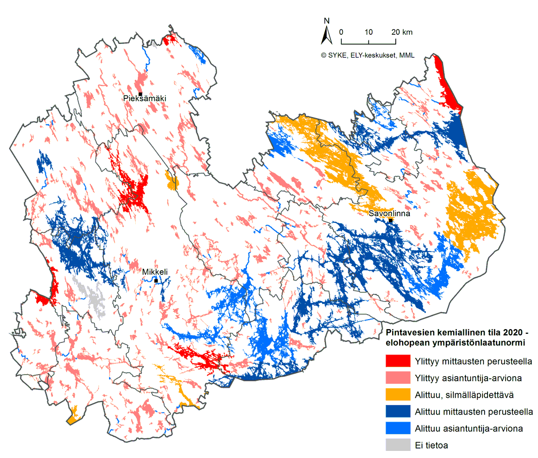 Etelä-Savon kartta, jossa on esitetty pintavesien kemiallinen tila vuonna 2020 elohopean ympäristönlaatunormin ylittymisen osalta. Laatunormin alittuminen tai ylittyminen on merkitty vesimuodostumittain eri värisävyillä.