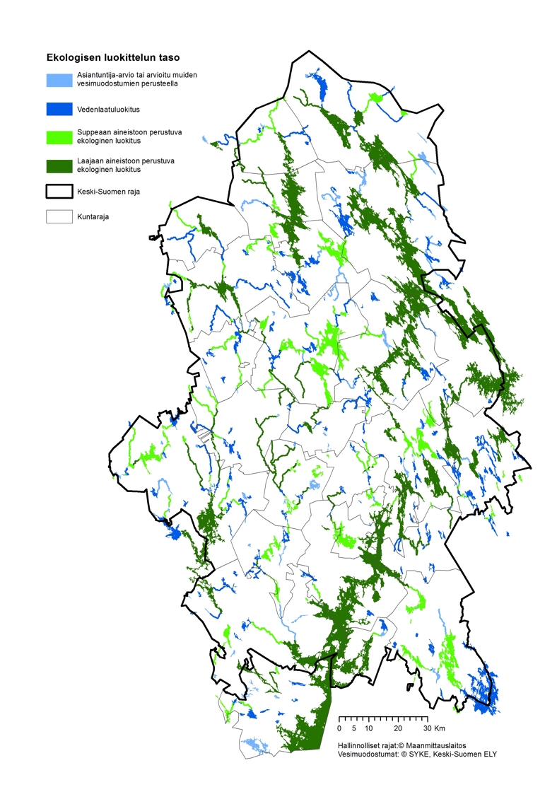 Kuvassa on kartta, jossa on esitetty eri väreillä pintavesimuodostumien ekologisen luokittelun taso (eli onko muodostuma luokiteltu laajaan aineistoon perustuen, suppean aineiston perusteella, onko siihen voitu tehdä pelkkä vedenlaatuluokitus tai onko sen tila arvioitu asiantuntija-arviona tai muiden muodostumien perusteella.