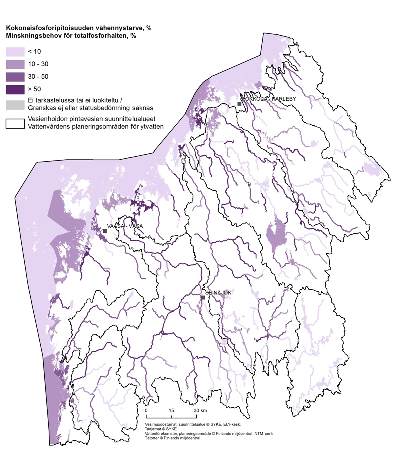 Kartassa on esitetty kokonaisfosforipitoisuuden vähennystarve. Pääsääntöisesti se on suurinta jokien pääuomissa ja niillä rannikkoalueilla, joille joet laskevat.